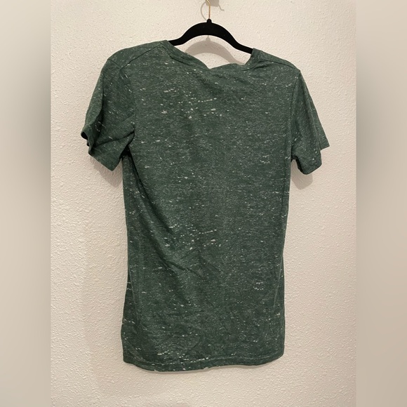 North Dakota State university NDSU Bison Women's Sleeveless T-Shirt Sz large - Picture 4 of 4